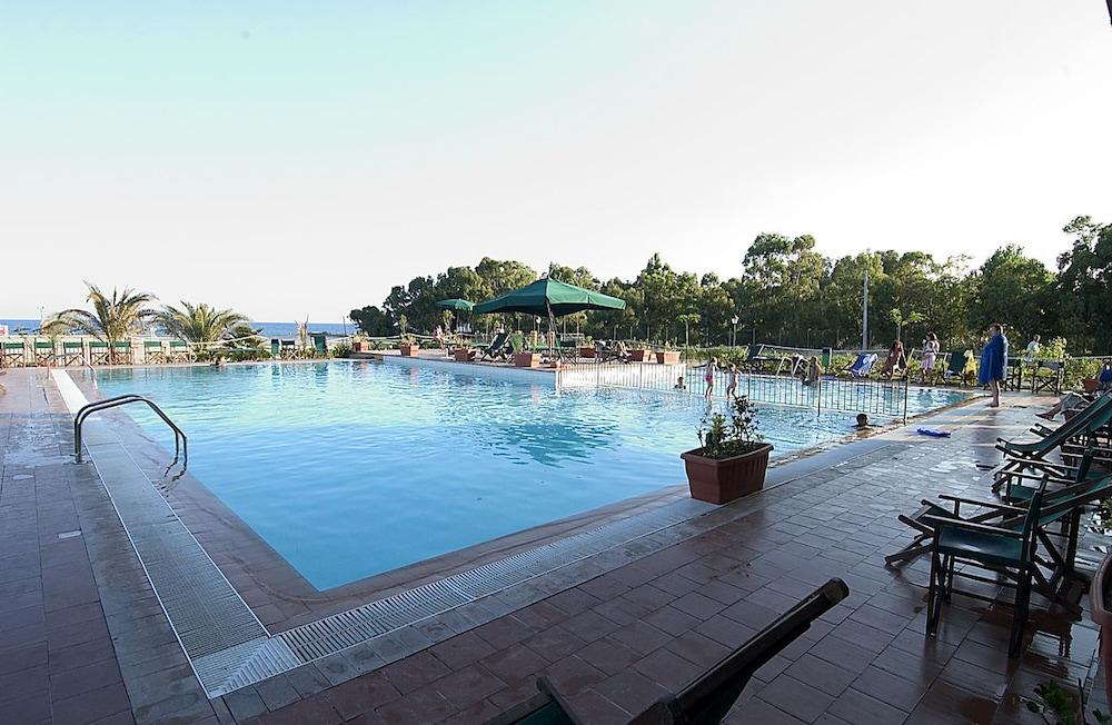Marina Del Marchese Beach Resort ボトリチェッロ エクステリア 写真